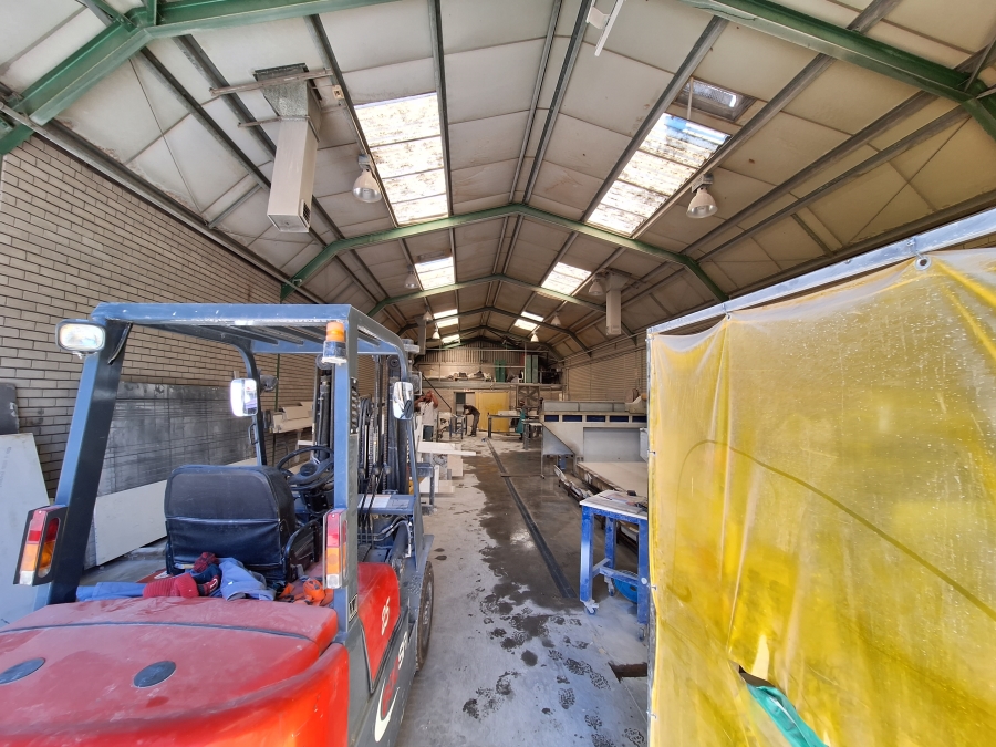 To Let commercial Property for Rent in Epping Industrial Western Cape